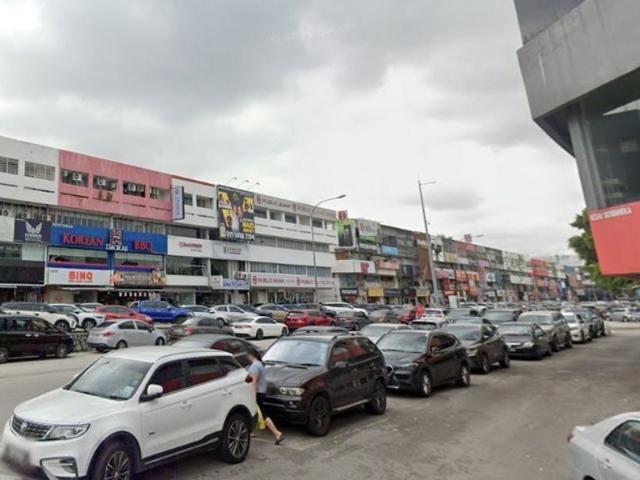 Shop for sale in Petaling, Damansara Damai