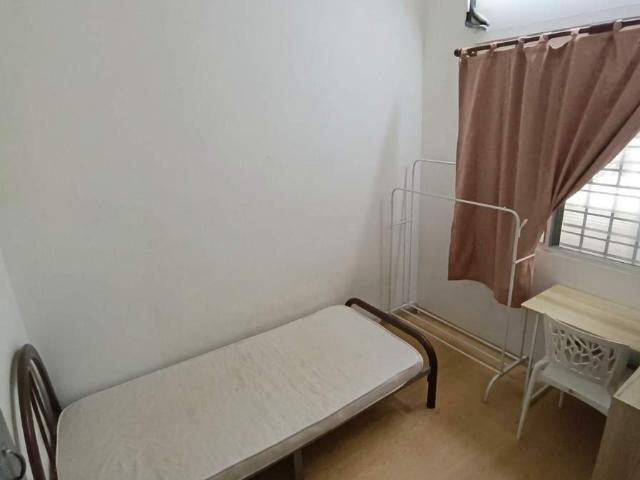 Room for rent in Petaling, Damansara Damai