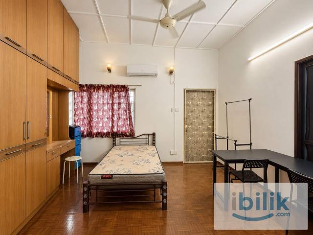 Room for rent in SS 2, Petaling Jaya