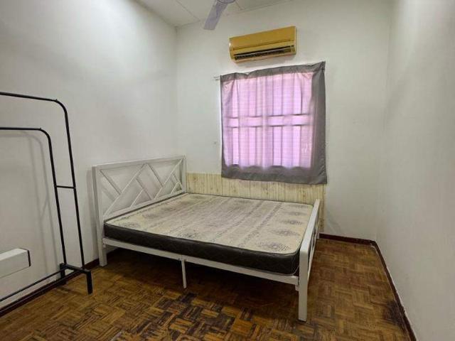 Room for rent in Petaling, Damansara Damai