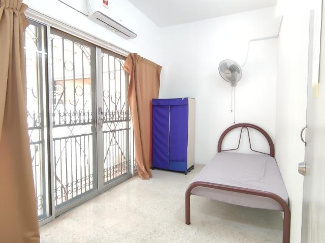 Room for rent in Petaling, Damansara Damai