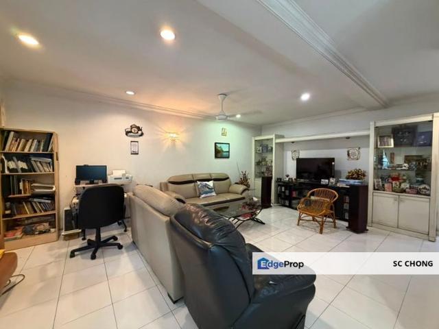House for sale in Petaling, Damansara Damai