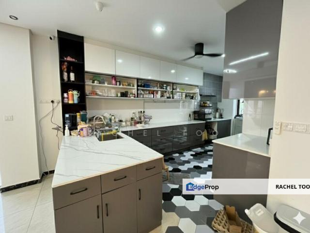 House for sale in Petaling, Damansara Damai