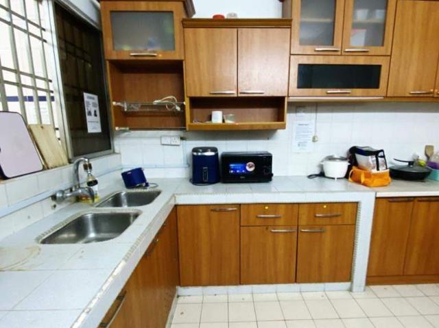 Room for rent in Petaling, Damansara Damai