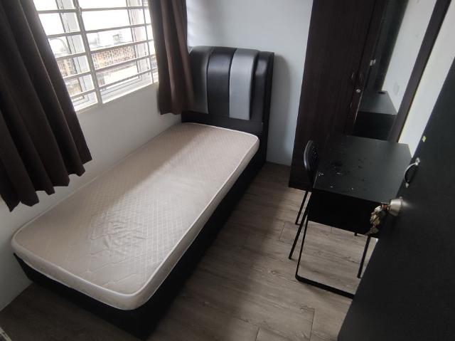 Room for rent in PJU 6, Petaling Jaya