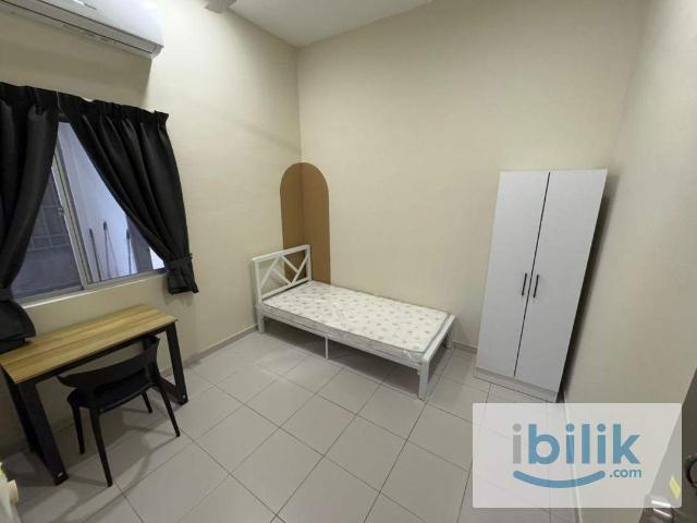 Room for rent in Petaling, Damansara Damai