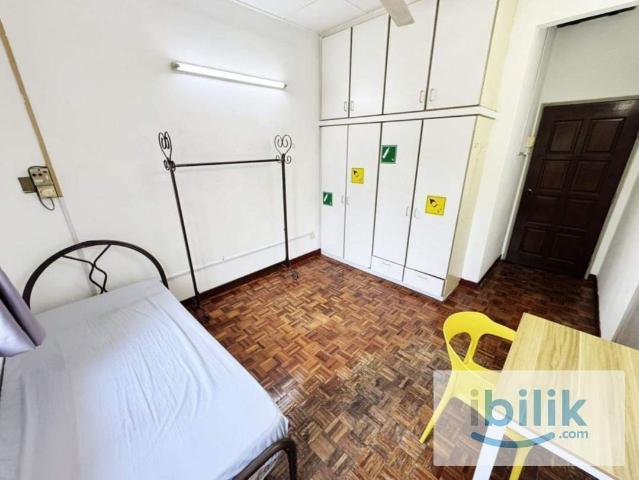 Room for rent in Petaling, Damansara Damai