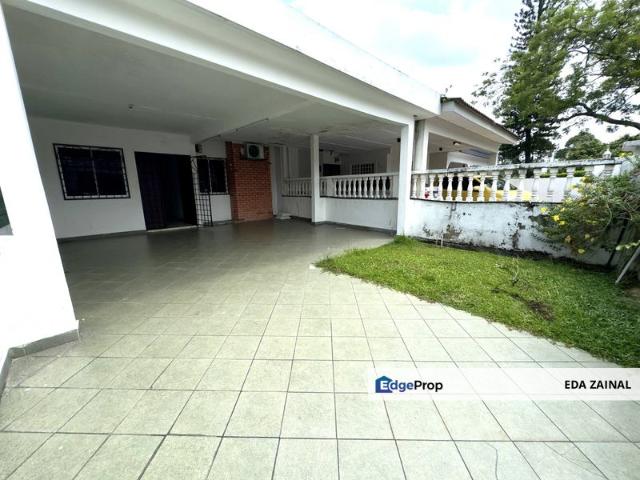 House for sale in Petaling, Damansara Damai