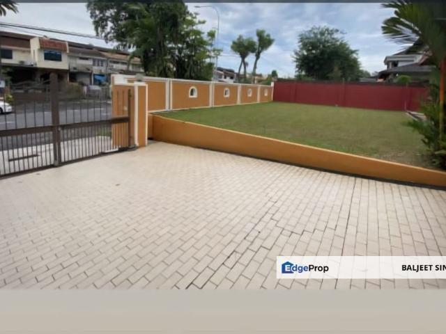 House for sale in Petaling, Damansara Damai