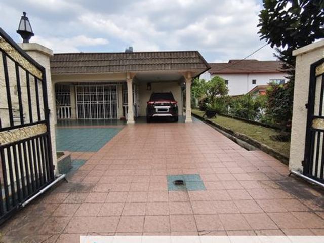 House for sale in Petaling, Damansara Damai