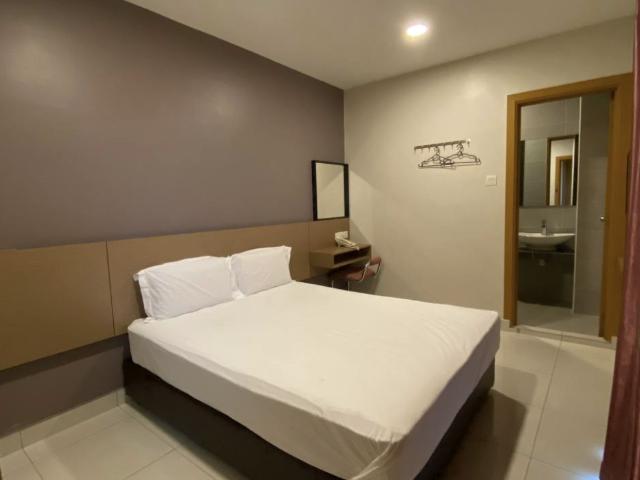 Room for rent in Petaling, Damansara Damai