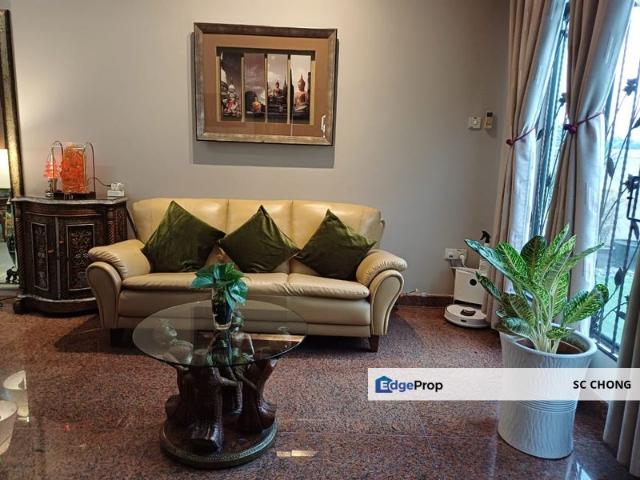 House for sale in Petaling, Damansara Damai