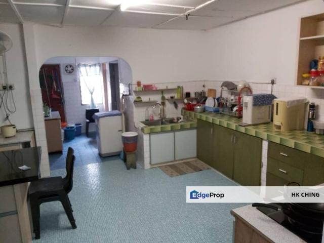 House for sale in Petaling, Damansara Damai
