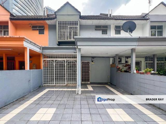 House for sale in Petaling, Damansara Damai