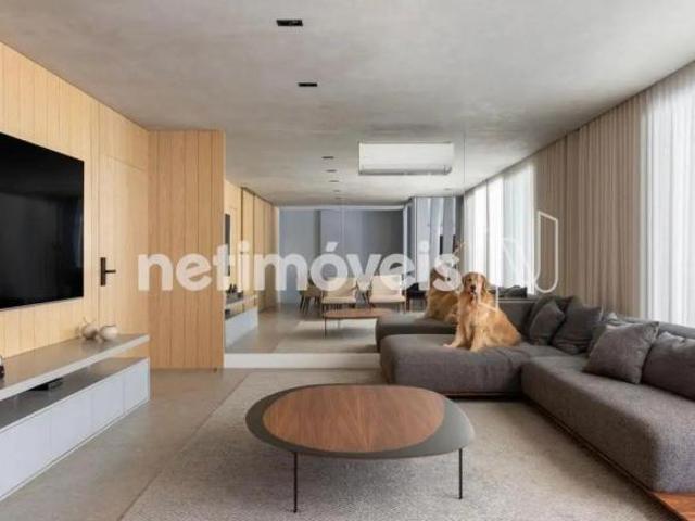 Apartamento venda em Região Geográfica Imediata do Distrito Federal, Região Integrada de Desenvolvimento do Distrito Federal e Entorno