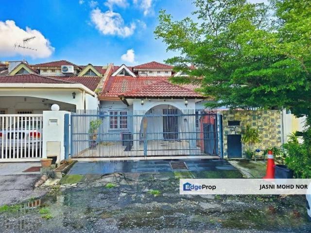 House for sale in Petaling, Subang Jaya