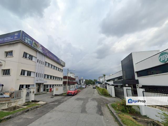 Warehouse for rent in Petaling, Damansara Damai