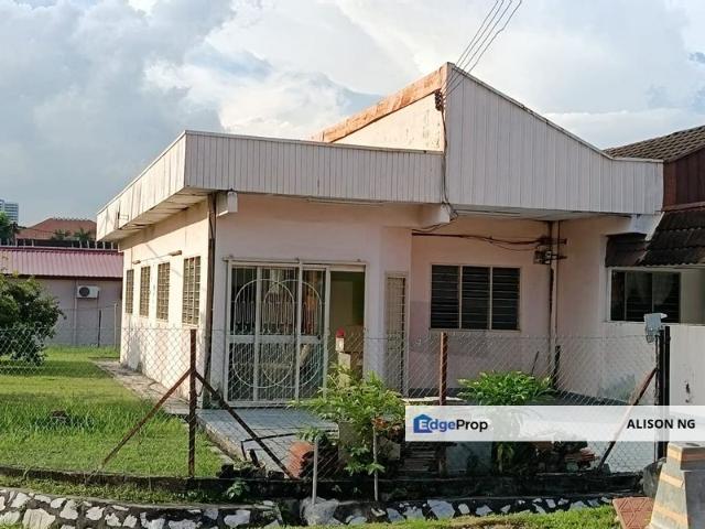 House for sale in Petaling, Subang Jaya