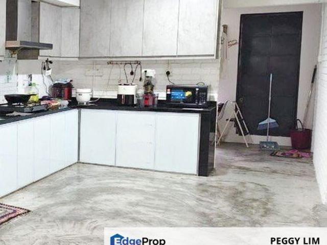 House for sale in Petaling, Subang Jaya