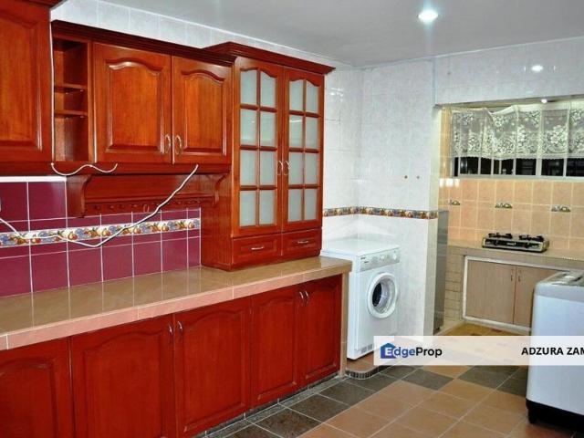 House for sale in Petaling, Subang Jaya