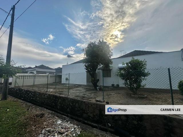 House for sale in Petaling, Subang Jaya