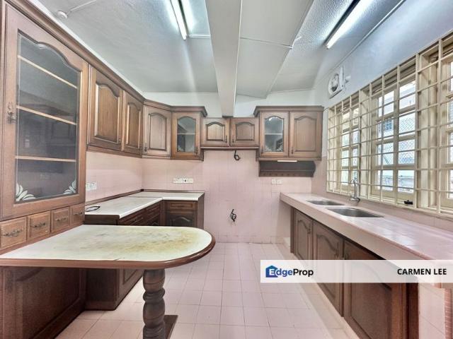House for sale in Petaling, Subang Jaya