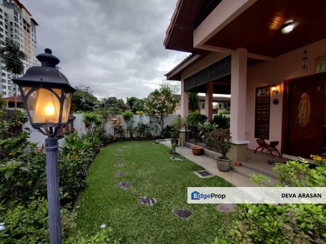 House for sale in Petaling, Damansara Damai