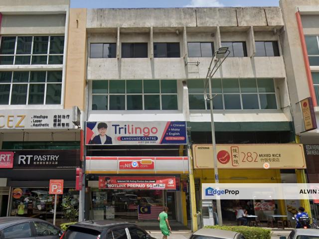 Shop for rent in Petaling, Damansara Damai