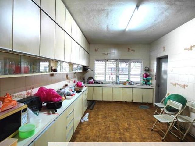 House for sale in Petaling, Damansara Damai