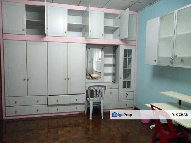 House for sale in Petaling, Damansara Damai