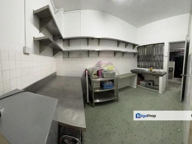 House for sale in Petaling, Damansara Damai