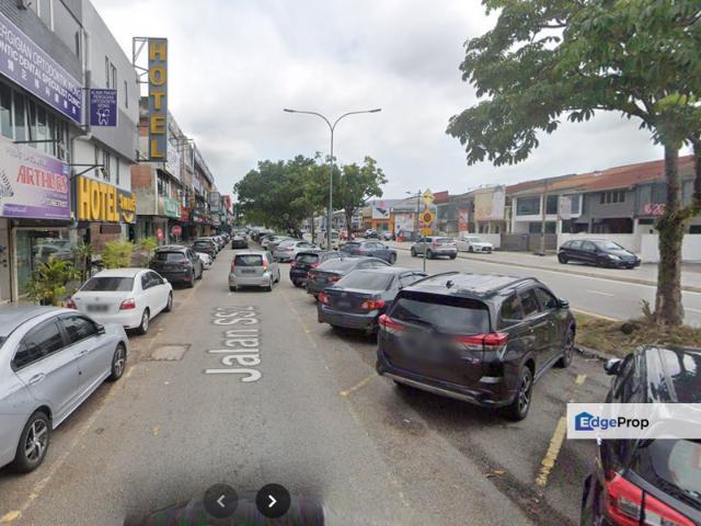 Shop for rent in Petaling, Damansara Damai