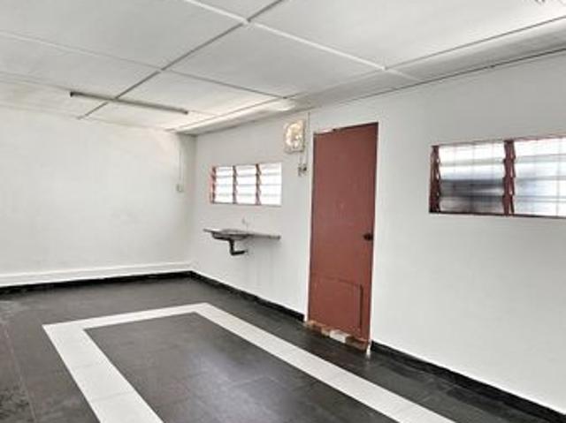 House for sale in Petaling, Damansara Damai