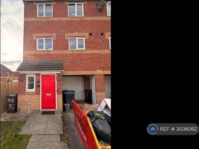 House for rent in Slack Side, Bradford