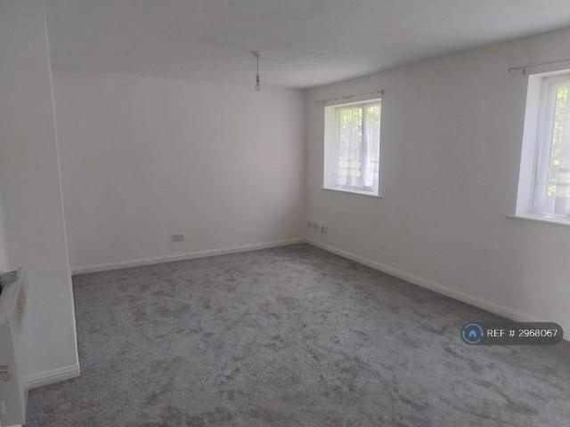 Apartment for rent in Barking Riverside, Greater London