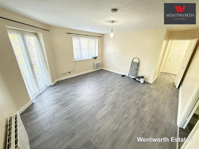 Apartment for rent in Scrattons Farm, Greater London