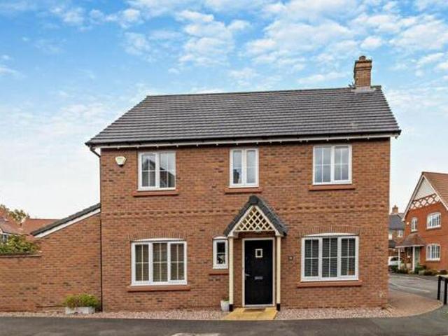 House for sale in Widnes
