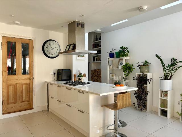 House for rent in London Borough of Southwark, Greater London