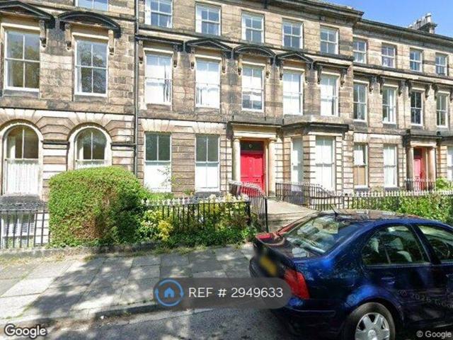 Apartment for rent in Claughton, Oxton