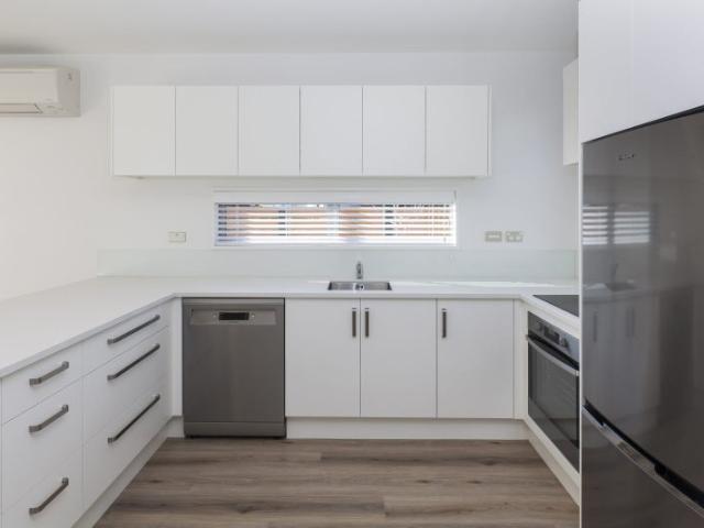 Apartment for rent in Heathcote, Canterbury