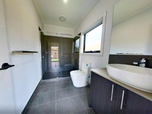 Room for rent in Camerons Creek, Victoria