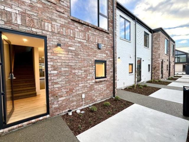 Apartment for rent in Heathcote, Canterbury