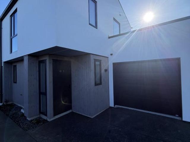 House for rent in Saint Albans, Canterbury
