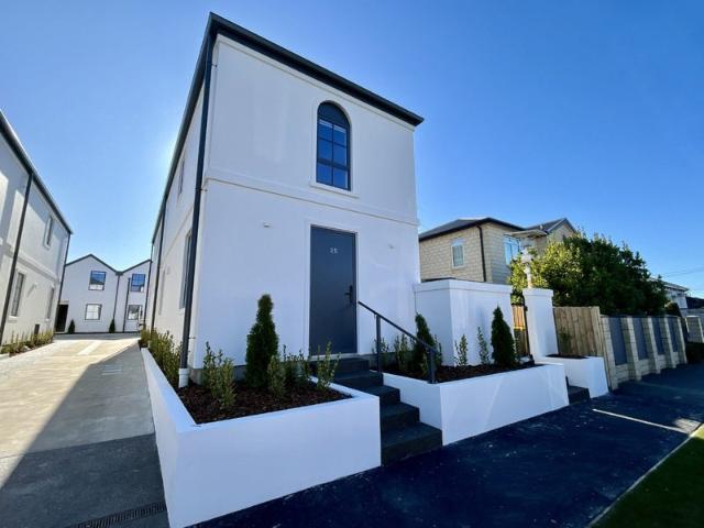 Apartment for rent in Heathcote, Canterbury