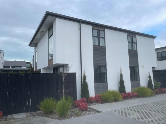 House for rent in Edgeware, Canterbury