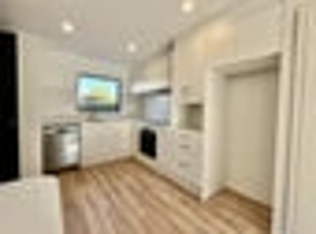 Townhouse for rent in Saint Albans, Canterbury