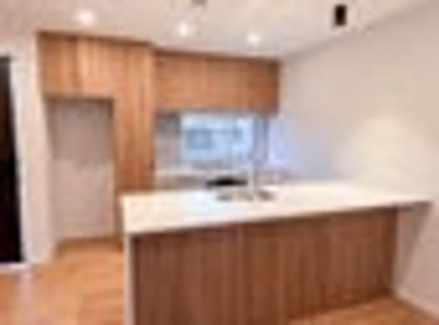 Townhouse for rent in Heathcote, Canterbury