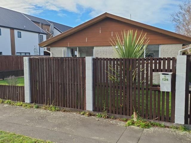 Apartment for rent in Heathcote, Canterbury