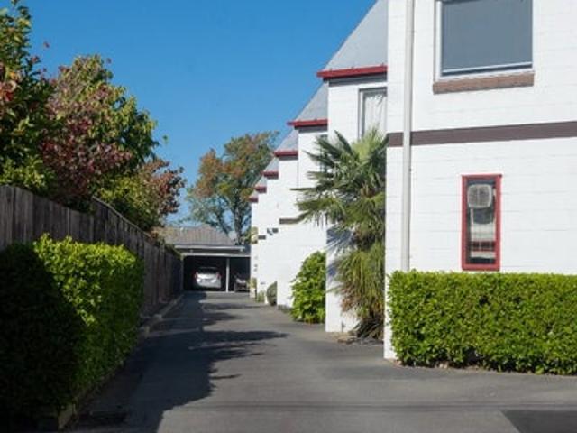 Apartment for rent in Saint Albans, Fendalton-Waimari-Harewood Community