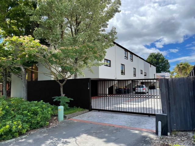 House for rent in Heathcote, Canterbury